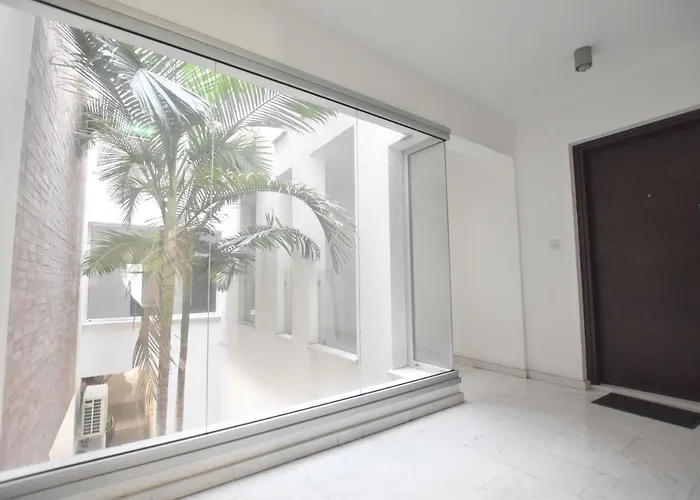 Glabur - The Amazing 1 Bdr - Executive Center Free Parking & Wifi