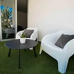 아파트 Glabur - The Amazing 1 Bdr - Executive Center Free Parking & Wifi *